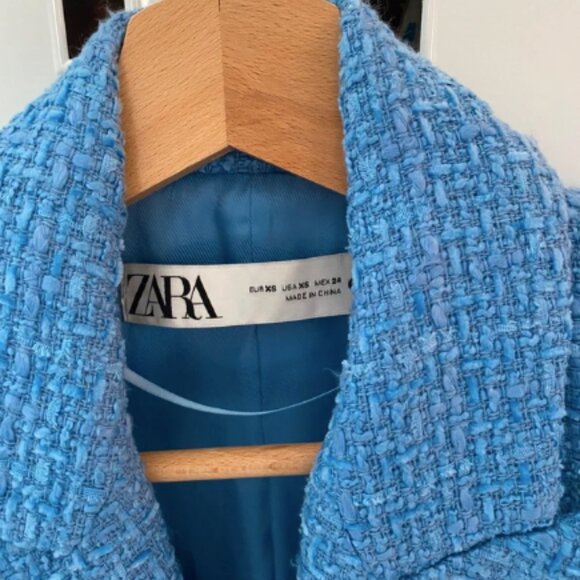 Blazer en tweed bleu ciel / Sky Blue Tweed Blazer  Effortless Canadian Elegance - Picture 5 of 5